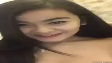 Pacar cantik toket gede pamer tubuh bikin nagih